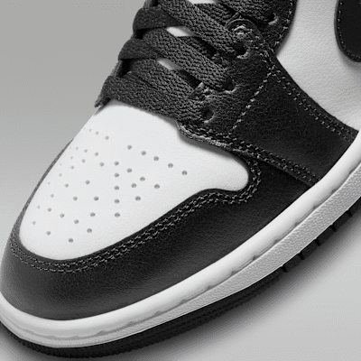 1 Mid Women's Shoes