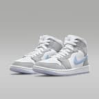 Air Jordan 1 Mid Women's Shoes
