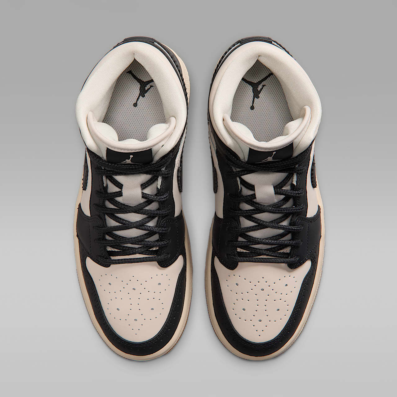 Air 1 Mid SE Women's Shoes