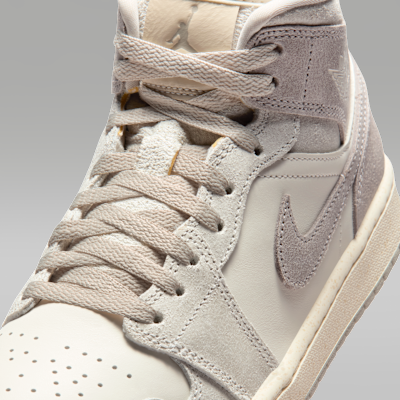 Air 1 Mid SE Women's Shoes