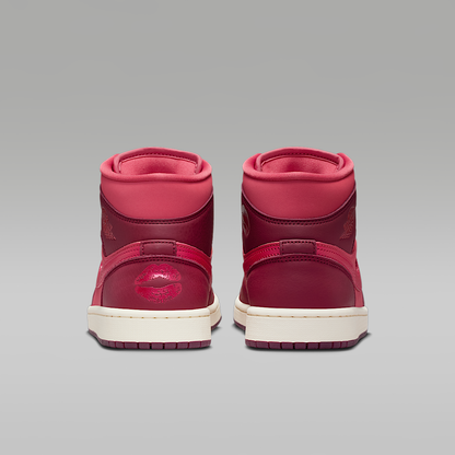 Air Jordan 1 Mid SE Women's Shoes