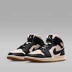 Air 1 Mid SE Women's Shoes