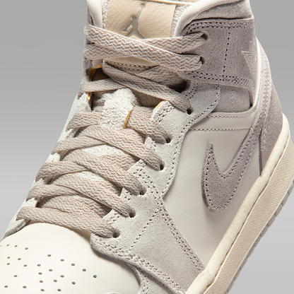 Air 1 Mid SE Women's Shoes