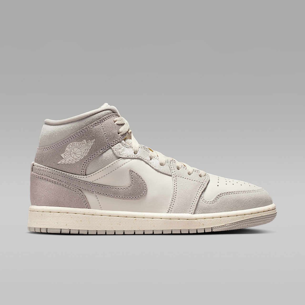 Air 1 Mid SE Women's Shoes