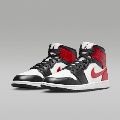 Air Jordan 1 Mid Women's Shoes