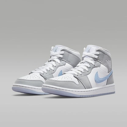 Air Jordan 1 Mid Women's Shoes