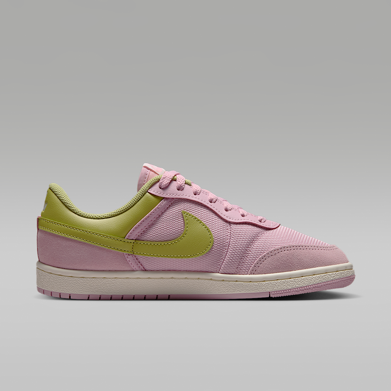 Skyline Low Women's Shoes