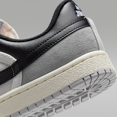 Skyline Low Women's Shoes