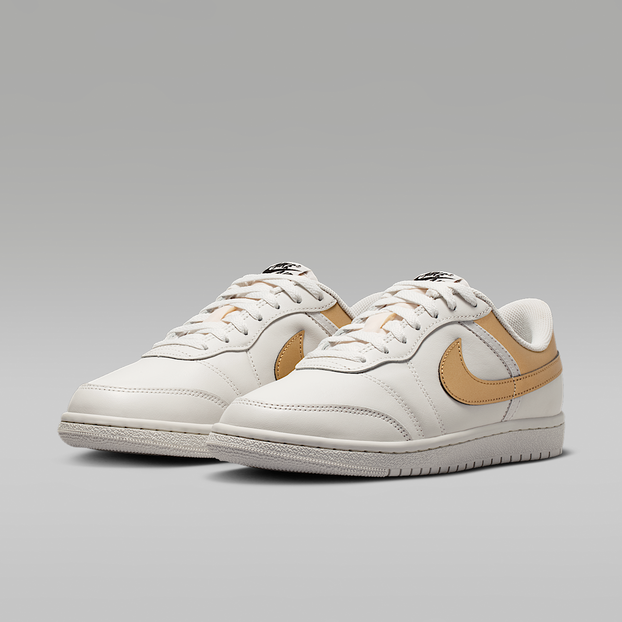 Skyline Low Women's Shoes