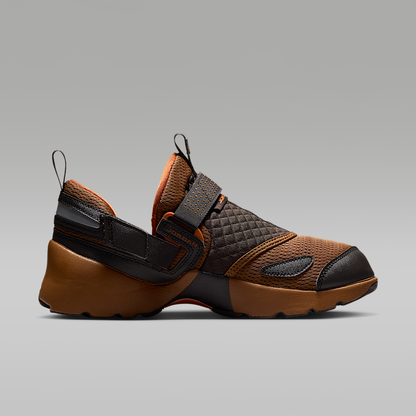 Trunner LX Women's Shoes