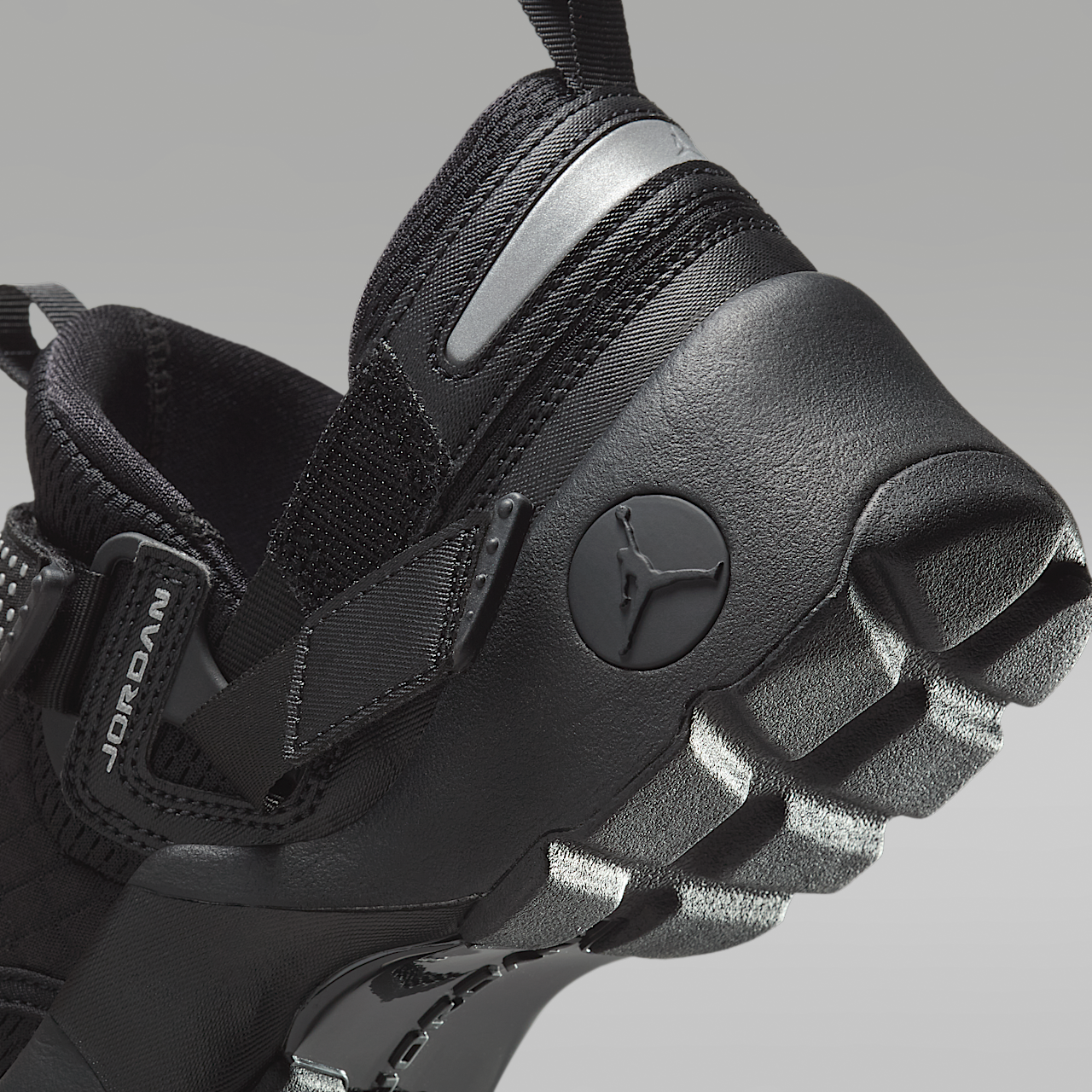Trunner LX Women's Shoes