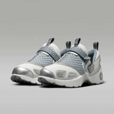 Trunner LX Women's Shoes