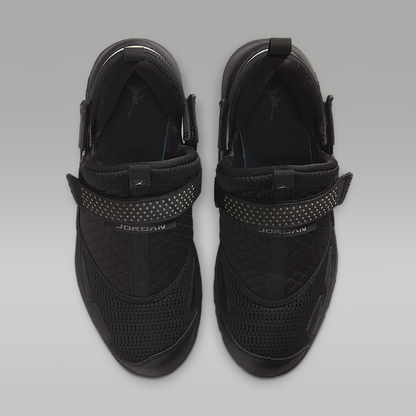 Trunner LX Women's Shoes