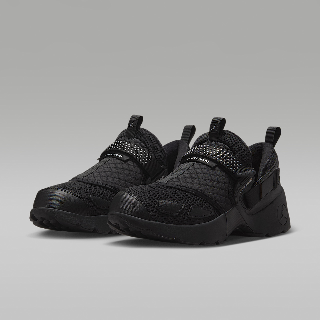 Trunner LX Women's Shoes