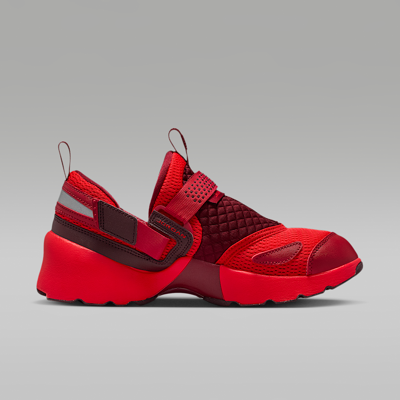 Trunner LX Women's Shoes