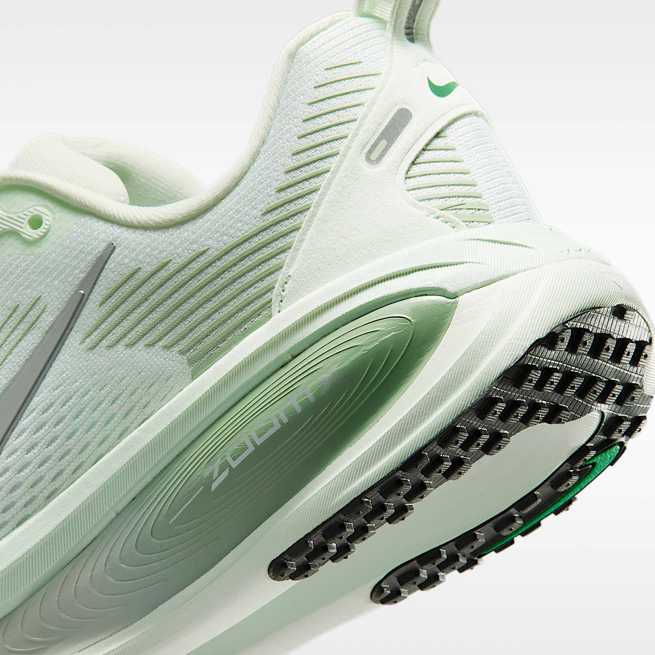 Vomero 18 Women's Road Running Shoes