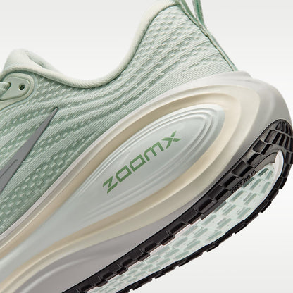Vomero Plus Women's Road Running Shoes