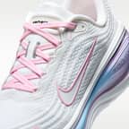 Vomero Plus Women’s Road Running Shoes
