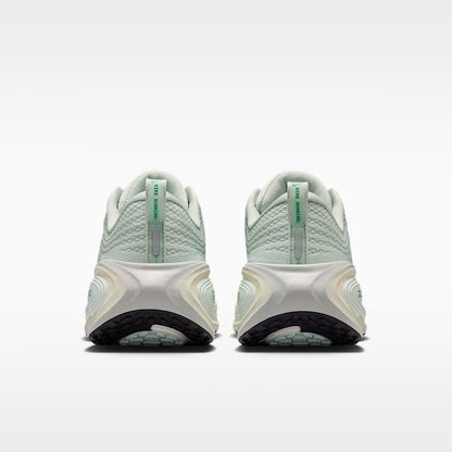 Vomero Plus Women's Road Running Shoes