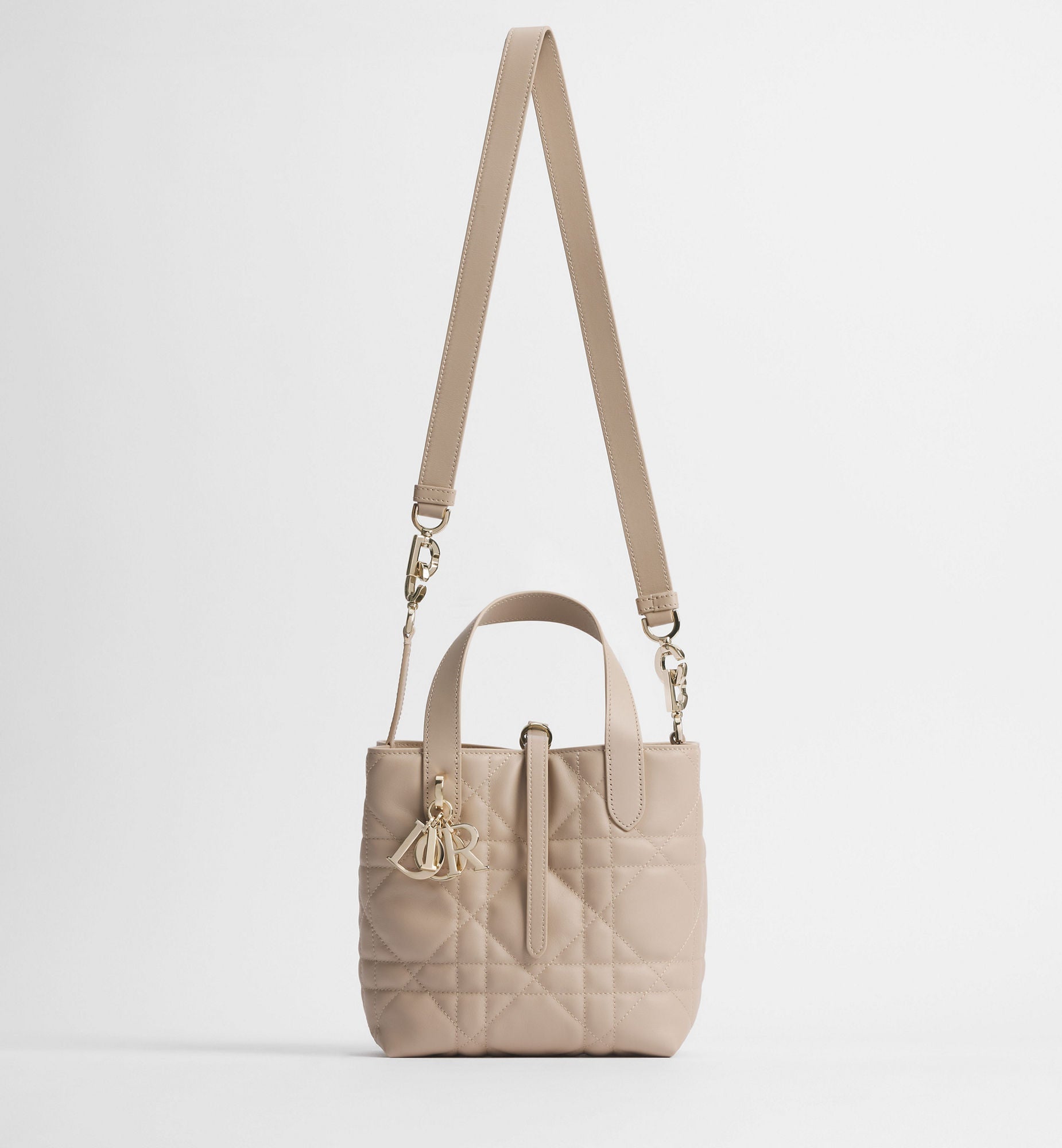 Women's Small Toujours Vertical Tote Bag With Powder Beige Macrocannage Calfskin And Strap