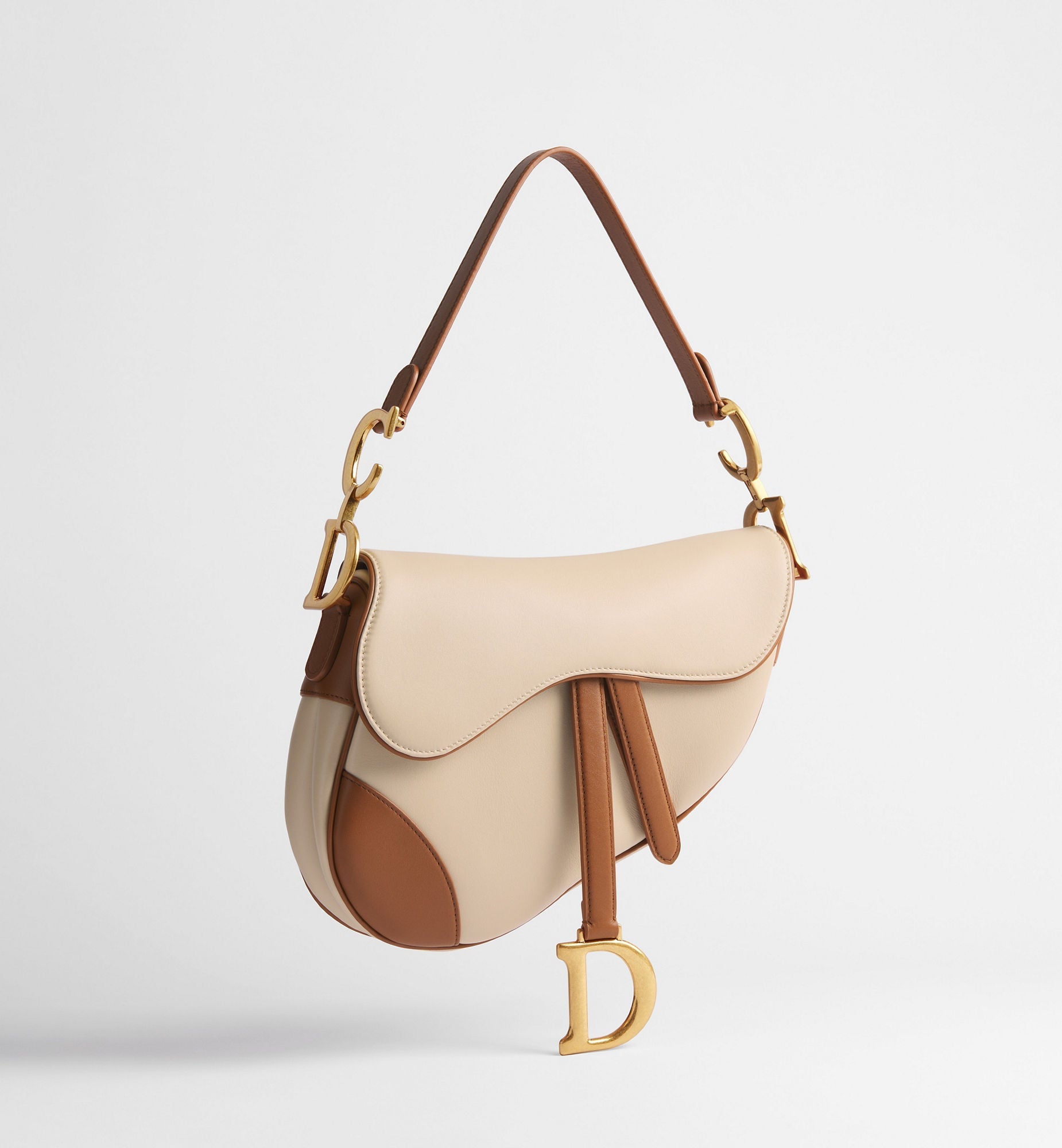 Women's Medium Saddle Bag With Two-Tone Trench And Marron Bobby Calfskin And Strap