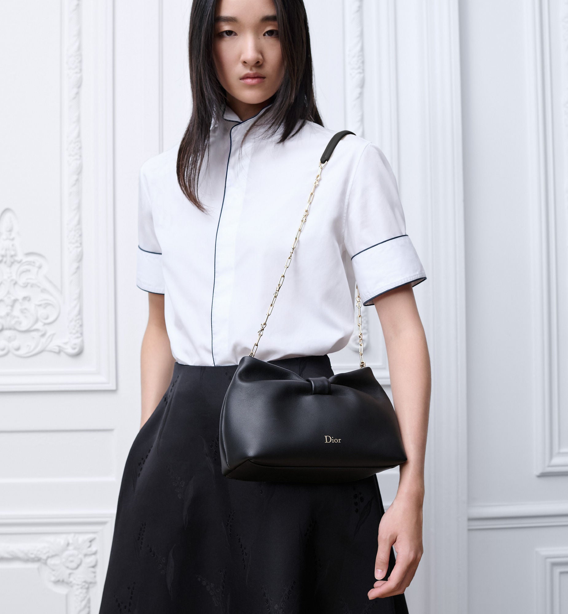 Women's Small Bow Bag With Black Lambskin And Chain Strap