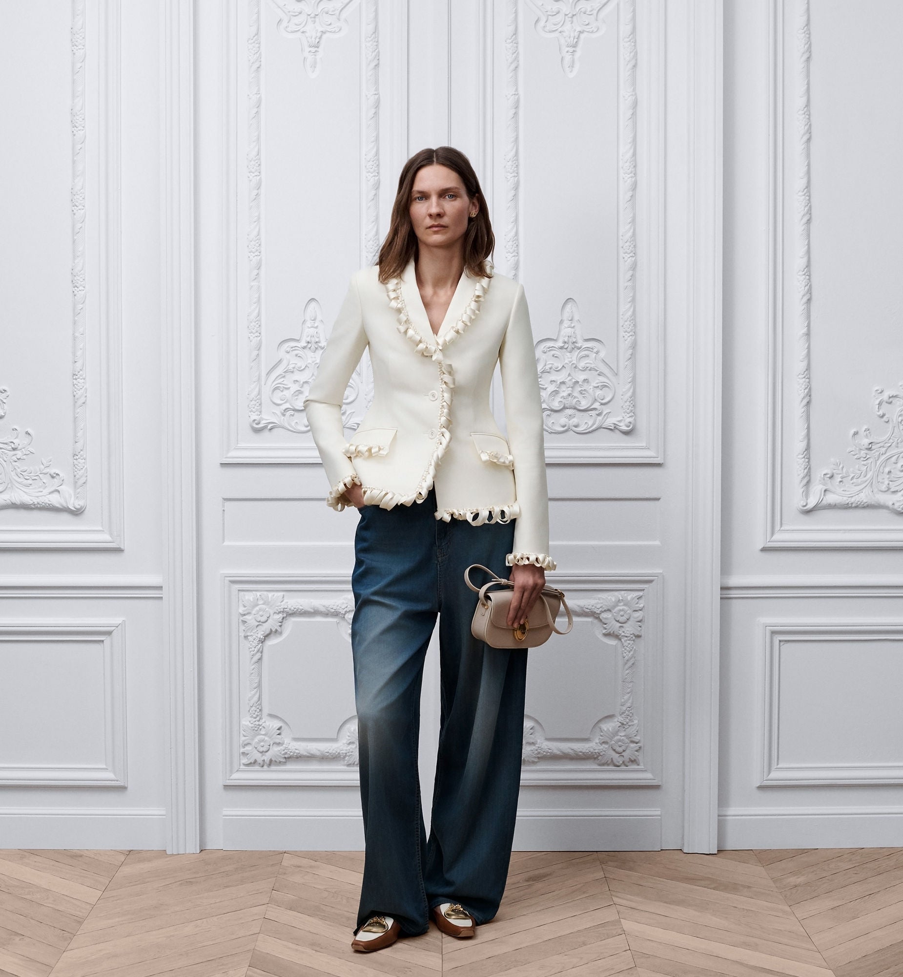 Women's Small Médaillon Flap Bag With Grained Calfskin And Médaillon Clasp