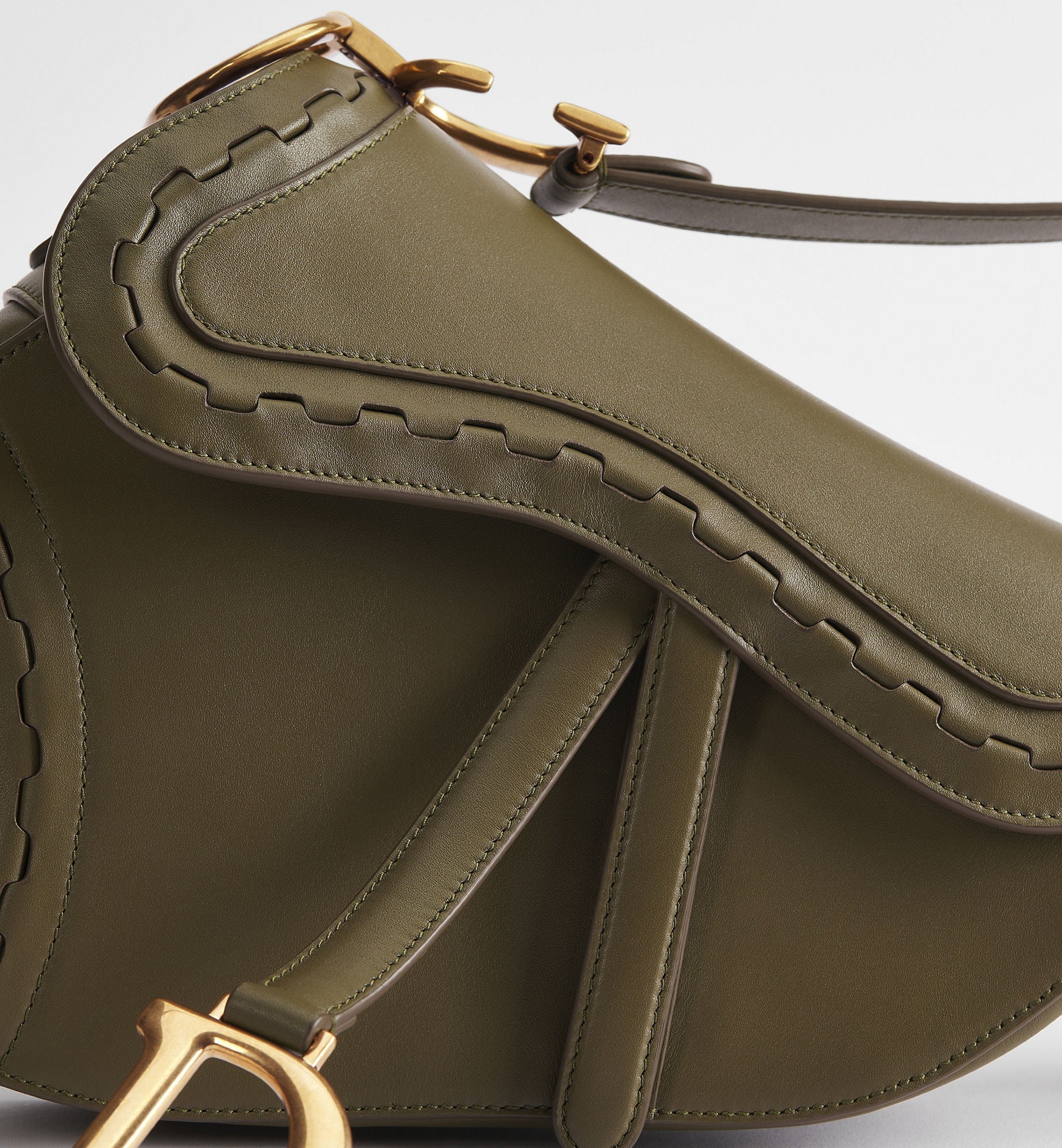 Women's Saddle Bag With Strap In Khaki Calfskin