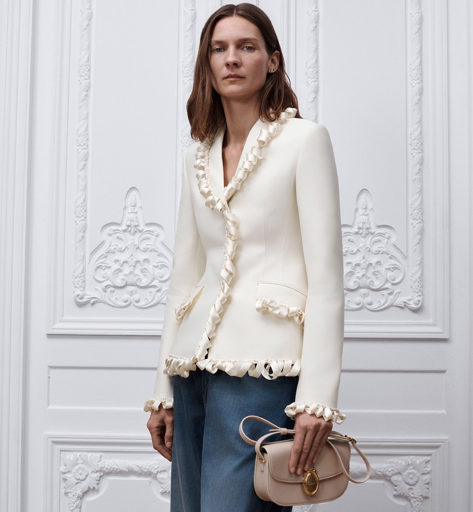 Women's Small Médaillon Flap Bag With Grained Calfskin And Médaillon Clasp
