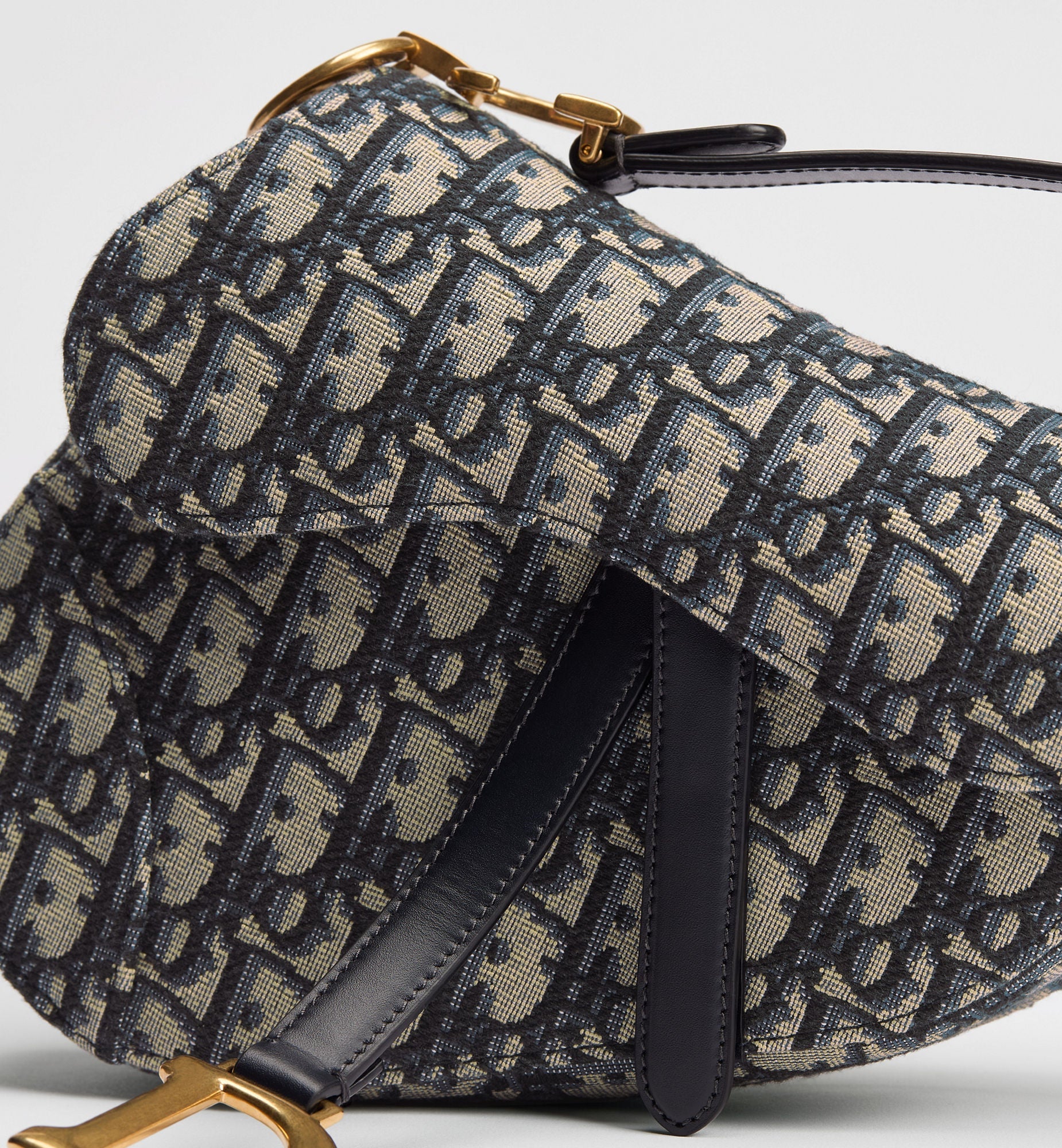 Women's Small Saddle Bag With Blue Oblique Jacquard And Strap