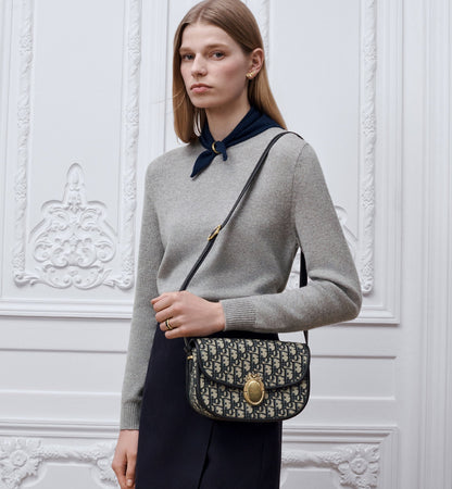 Women's Medium Médaillon Flap Bag With Blue Jacquard And Signature Clasp