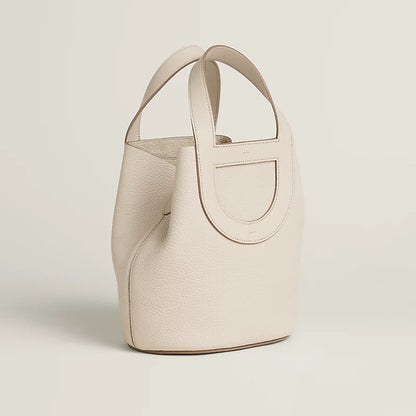 Women's In-the-Loop 18 Bag With Taurillon Clemence And Swift Calfskin Chaine d'Ancre Closure