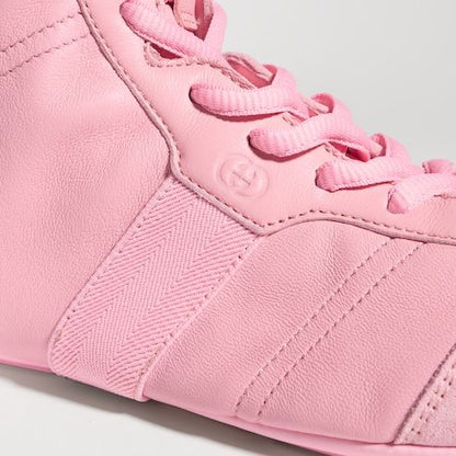 Women's Flex Sneaker with Web