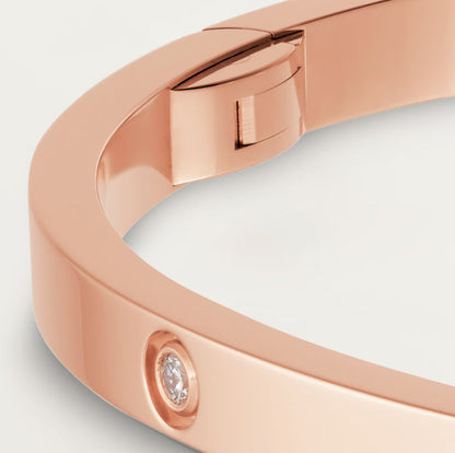 Small 10 Diamonds Love Bracelet Timeless Luxury