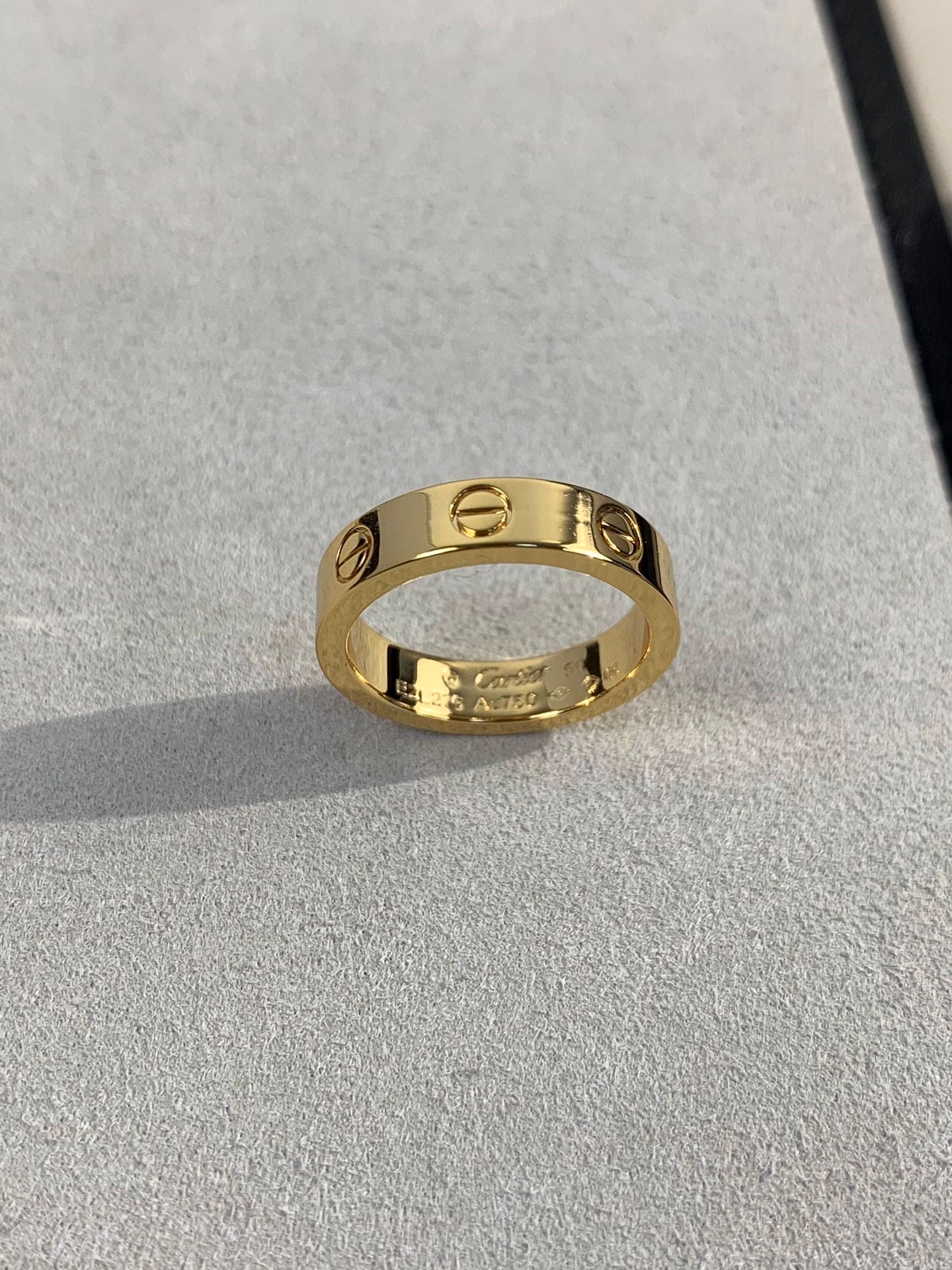 Love Classic Ring