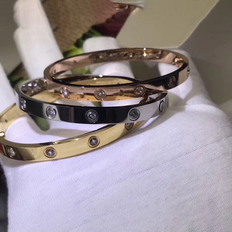 Classic 10 Diamonds Love Bracelet