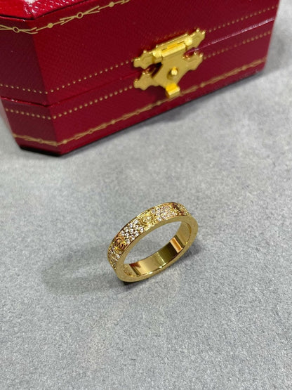 Love PavĂ© Slim Ring