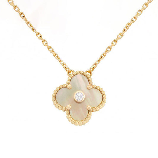 Sweet Alhambra Clover Pendant Necklace