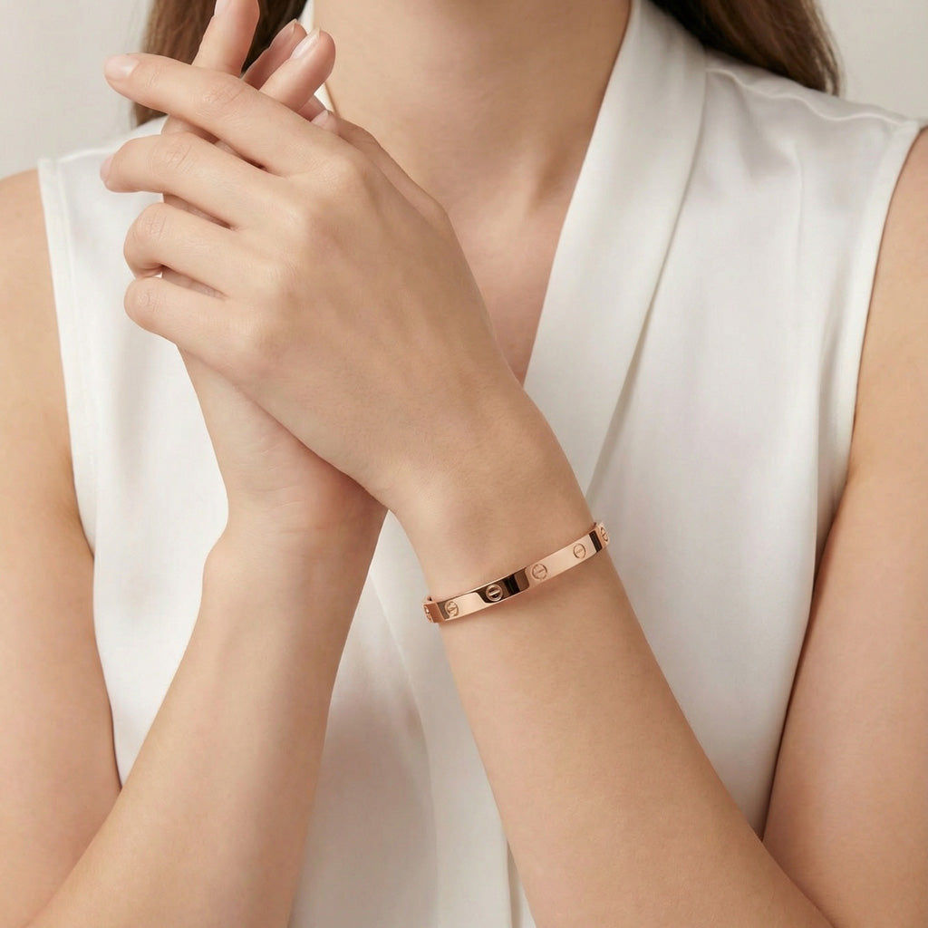 Timeless Medium Love Bracelet