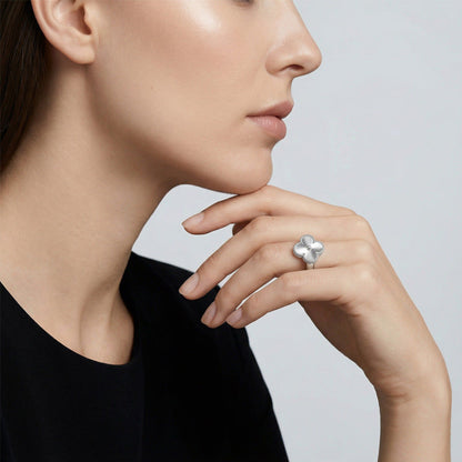 Vintage Alhambra Ring