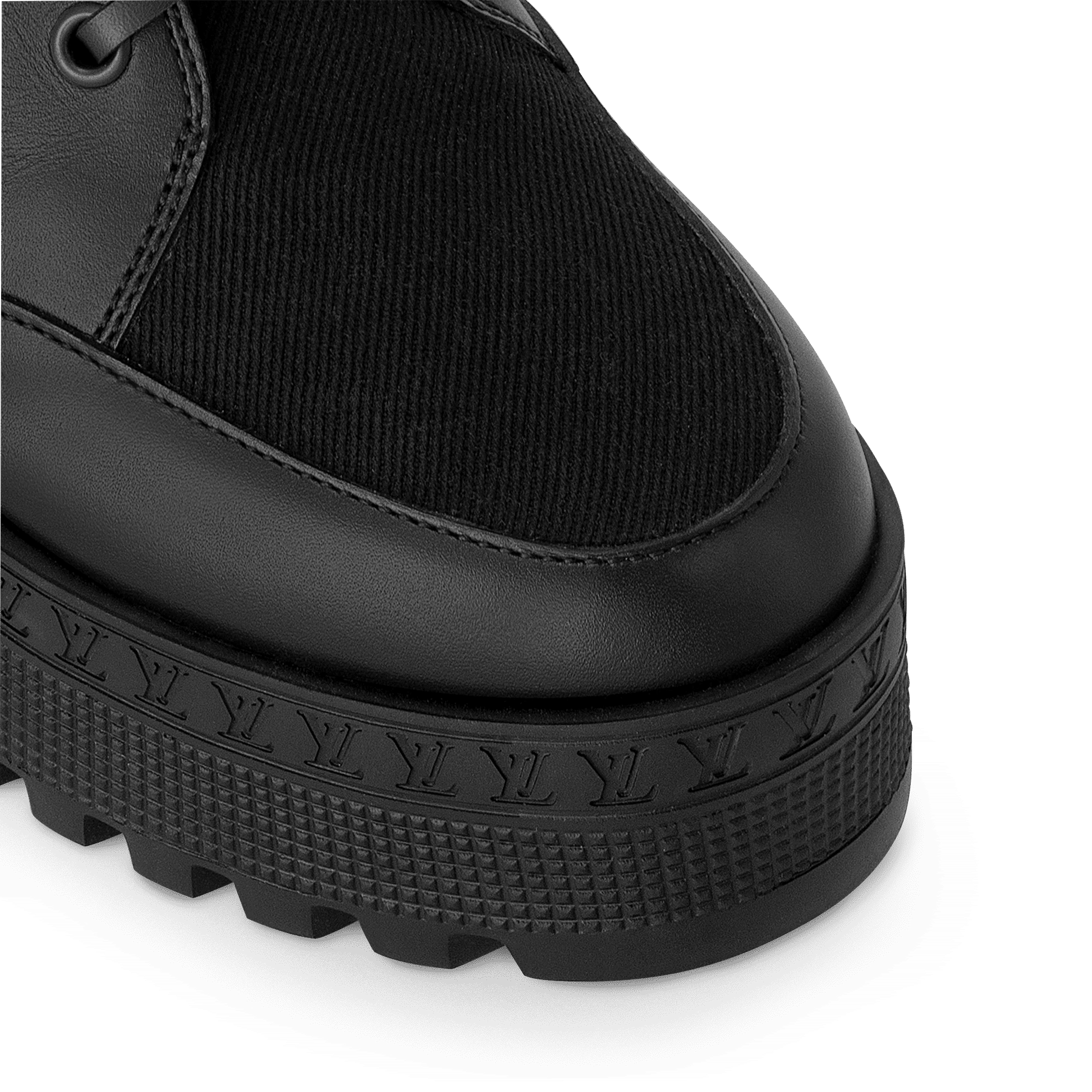 Women's Laureate Platform Desert Boot Black 1AC7RU