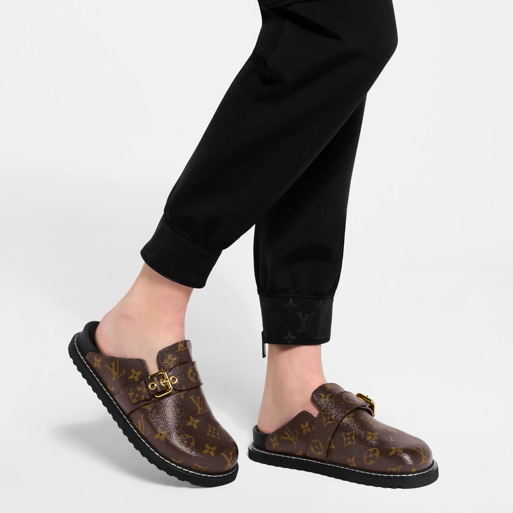 Women's Cosy Flat Comfort Clog Cacao Brown 1AAW6Q
