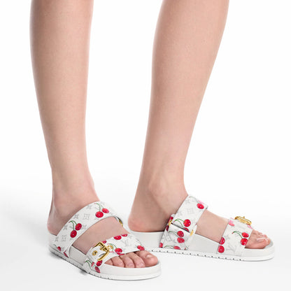 Women's Bom Dia Flat Comfort Mule White Monogram Cherry 1AHLZ7