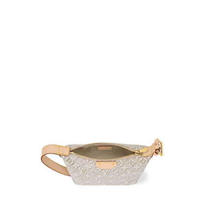 Pochette Hills Monogram Emblème Jacquard Textile Gold-Toned Hardware