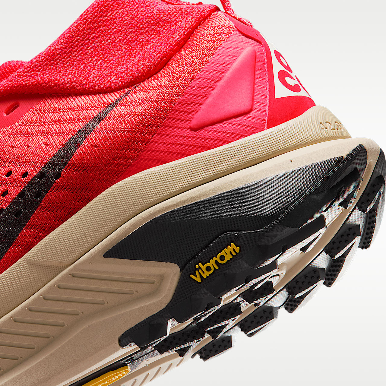 Zegama Trail Men's Trail Running Shoes