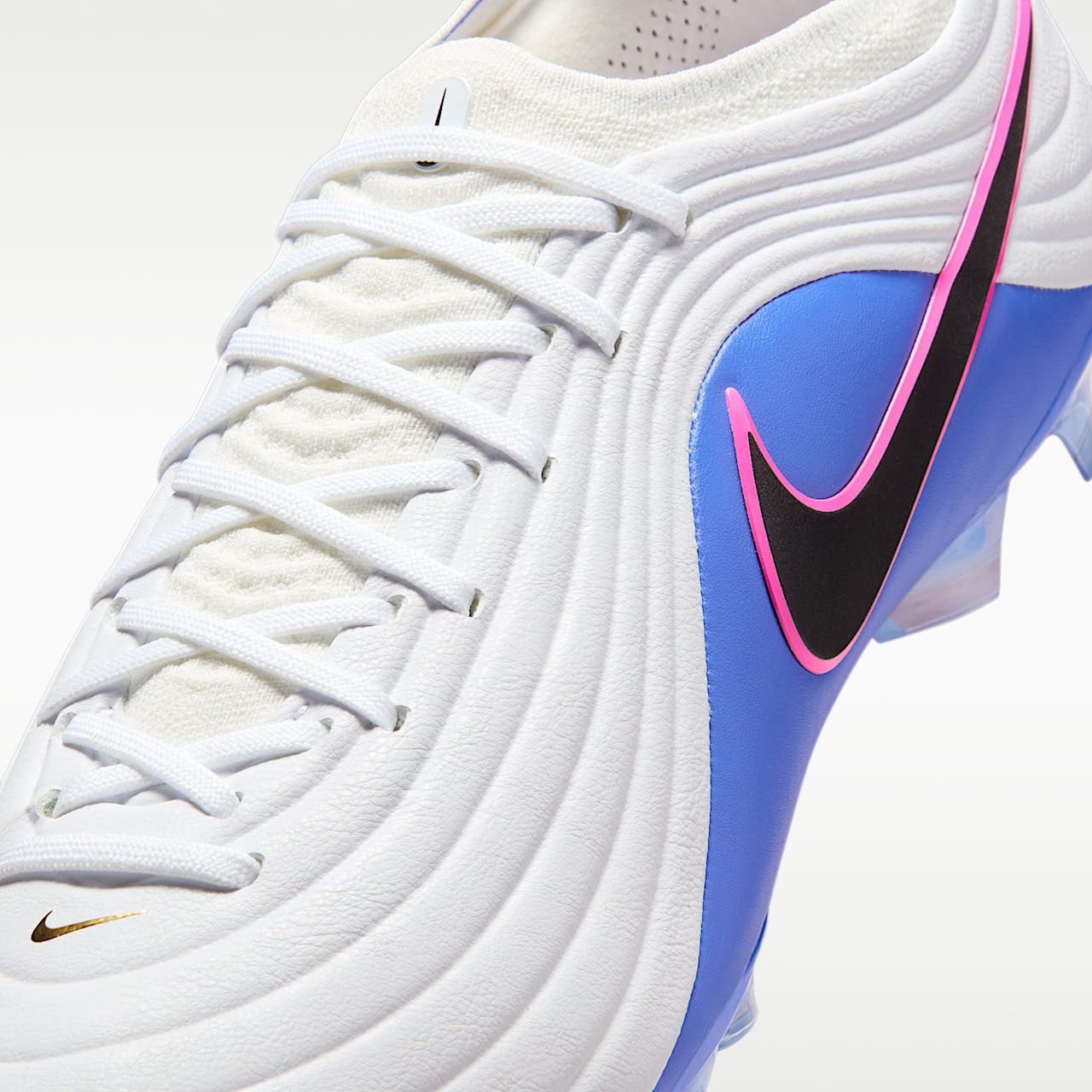 Tiempo Maestro Elite Firm-Ground Low-Top Soccer Cleats White/Racer Blue