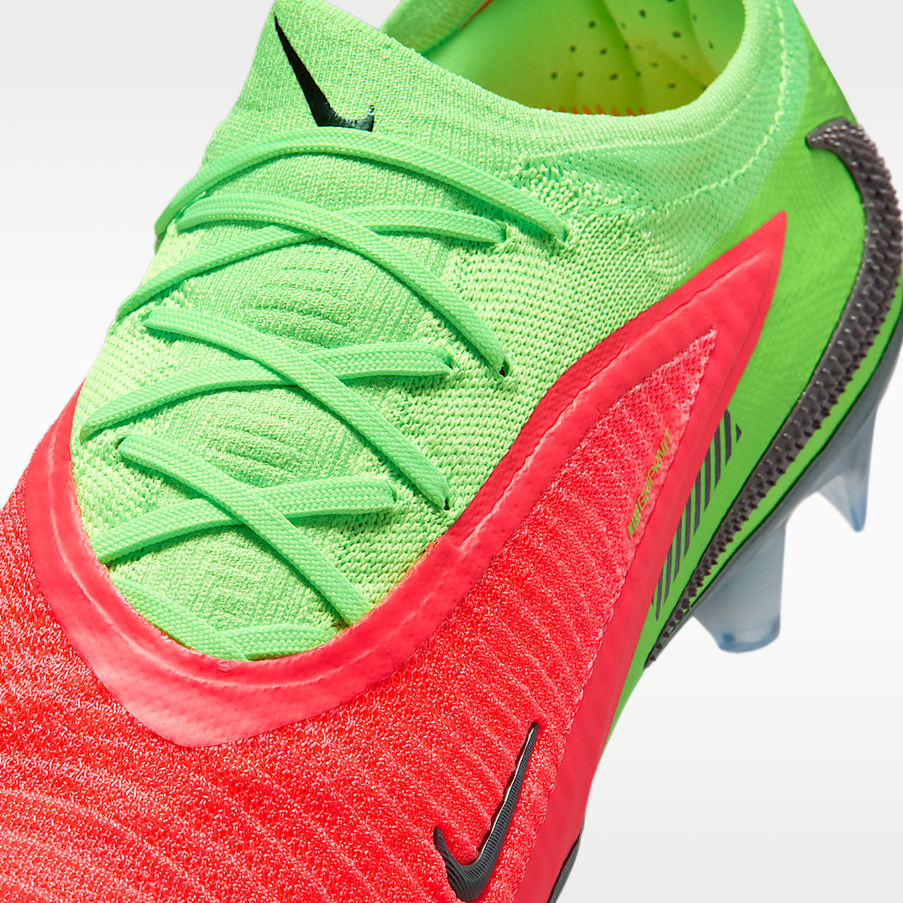 Phantom 6 Low Elite Erling Haaland Unisex Firm-Ground Soccer Cleats