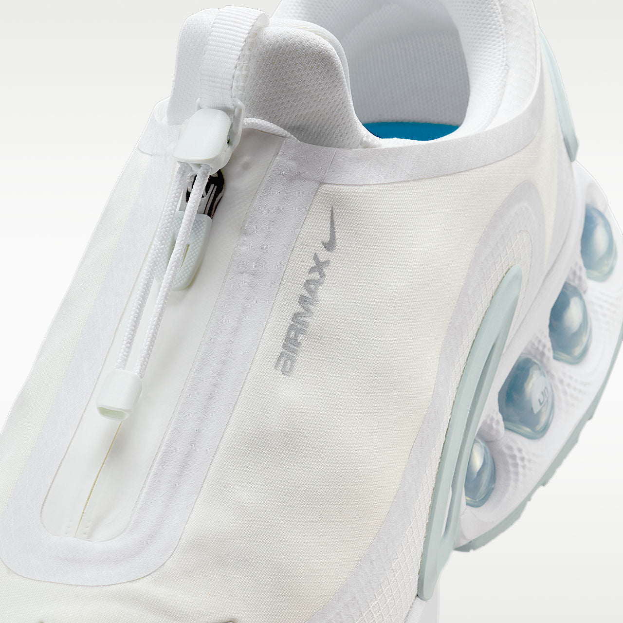 Air Max Dn Roam Men's Shoes Water-Repellent White