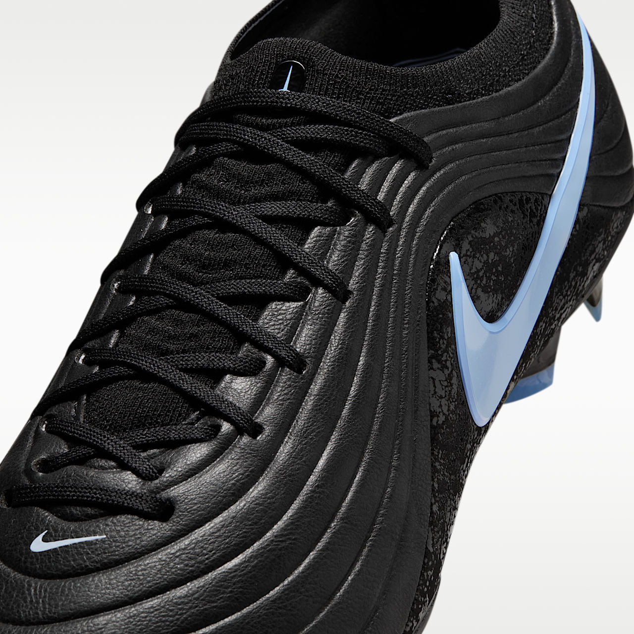 Tiempo Maestro Elite Low-Top Soccer Cleats TECHLEATHER Black/Ice Blue