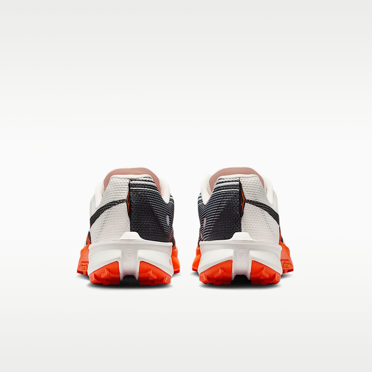 Kiger 10 Trail Running Shoes